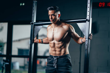 Tibo Inshape working out