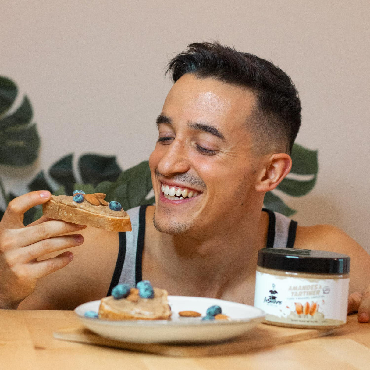 Almond spread / Almond paste